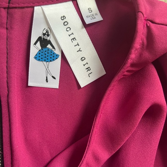 Society Girl Top in Small - Picture 3 of 3